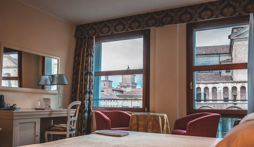 Panoramic Triple Room