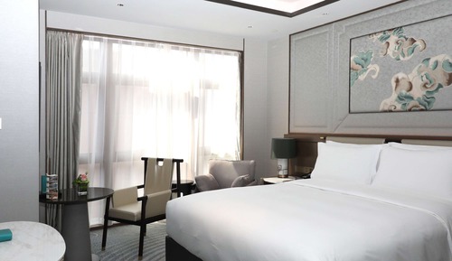 Classic Room, 1 King Bed
