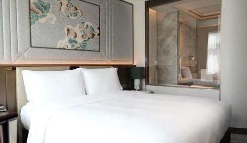 Classic Room, 1 King Bed