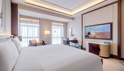 Luxury Room, 1 King Bed