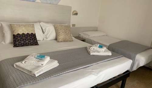 Classic Triple Room