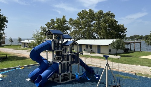 Family Mobile Home, 2 Bedrooms, Lake View