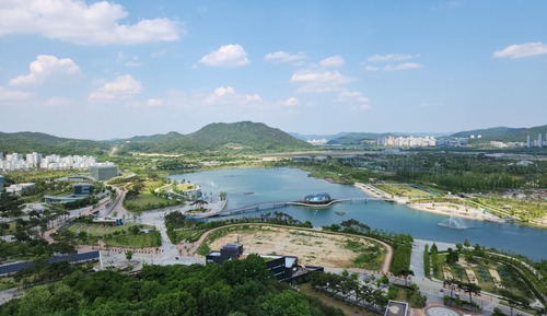 Premier Room, 2 Double Beds, Non Smoking, Lake View (Lake View)