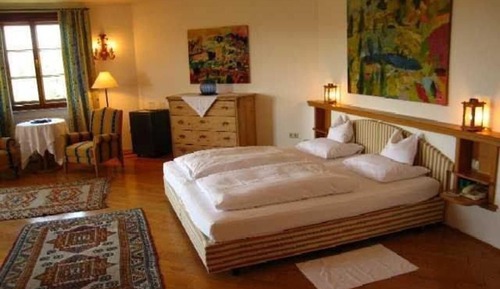 Deluxe Studio Suite, Balcony, Garden Area