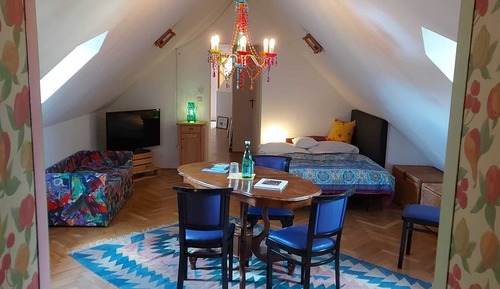 Gallery Loft, Balcony, Garden Area