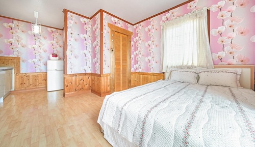 Basic Room, 1 Bedroom (daisy)