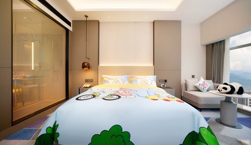 Standard Room, 1 King Bed (Kids Theme)
