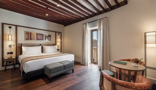 Superior Double Room (Arte Original)