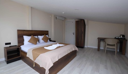 Junior Suite, Mountain View