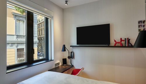 Single Room, 1 Double Bed