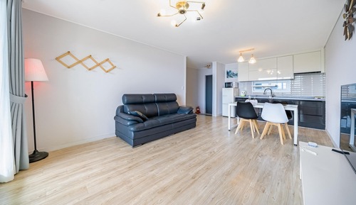 Basic Room, 1 Bedroom (PoolVilla 102)