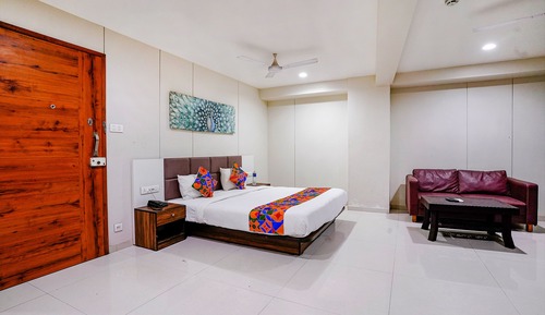 Luxury Room, 1 Queen Bed
