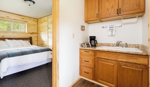 Queen Deluxe - 1 Queen