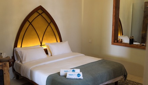 Room 3 L1: Zahr Al Llaymoon