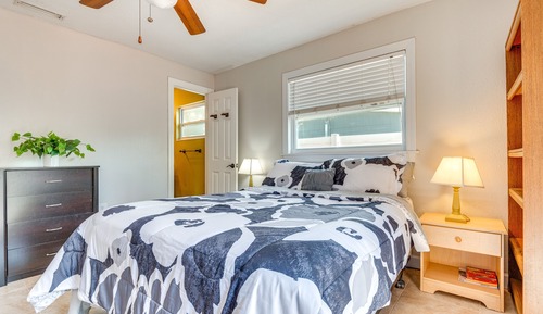 House (4 Bedrooms)