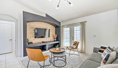 House (4 Bedrooms)