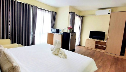 Exclusive Studio Suite