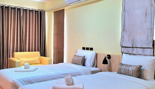 Deluxe Twin Room