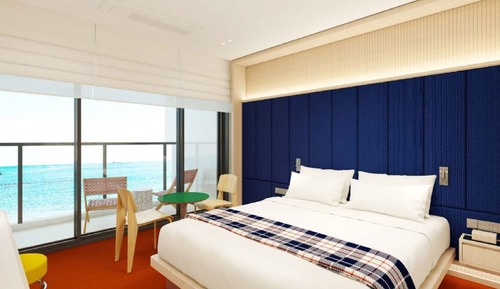 Oceanview standard queen terrace