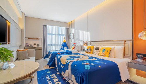 Executive Family, No Smoking