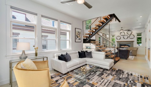 House, Multiple Beds, Patio, Garden View (616 Peterson St*)