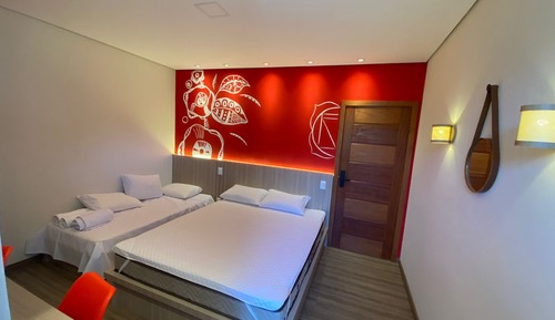 Suíte Triplo Ágata Vermelha