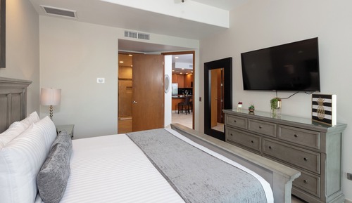 Panoramic Condo