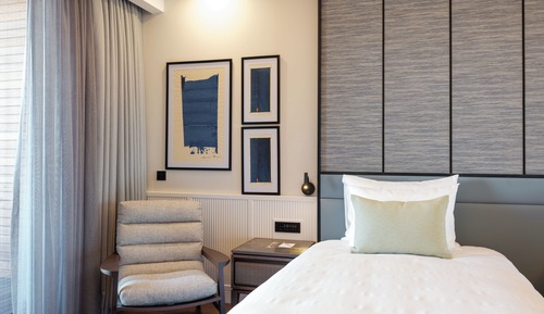 Deluxe Adult Swim-Up Room Sea Side (Adult Zone)