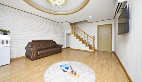 Basic Room, 1 Bedroom (Pineapplemint 205)