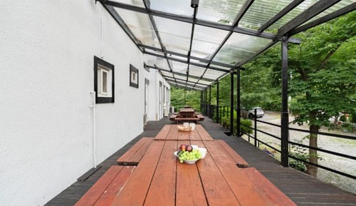 Room (Milky Way No 2)