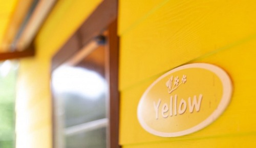 Room (Yellow (Duplex))