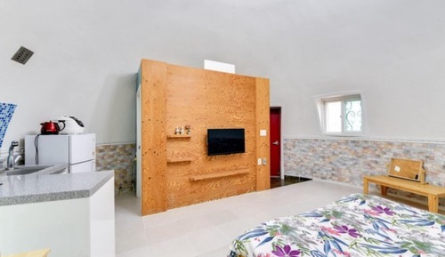 Room (Byeolnet (private house 2 adults can )