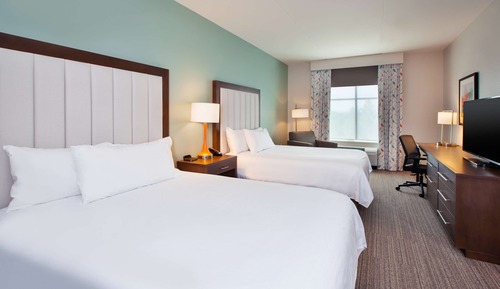 Suite, 2 Queen Beds, Accessible, Bathtub