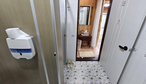 Room (Main building)