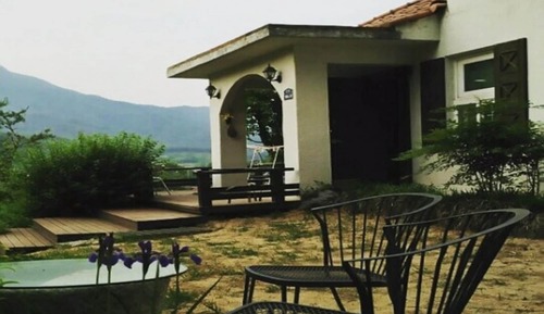 Room (Moonlight Room (phone reservation))