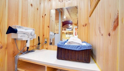 Room (Building 6 (Unshared House))