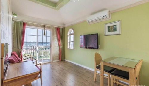 Room (Coupe (Whirlpool 2nd floor))