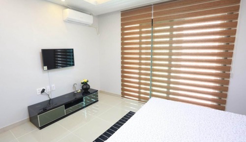 Room (Couple Room C)