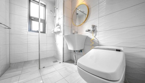 Room (B-303 (Double layer Jet spa))