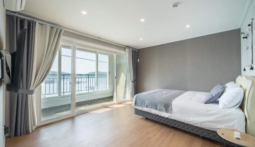 Room (VIP B301 (Terrace Ocean View))