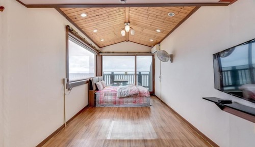 Room (201 (Ocean view))