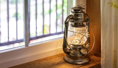 Room (Yellow Butterfly)