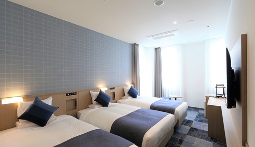 Deluxe Triple Room, Non Smoking (Eco Plan - No Housekeeping)