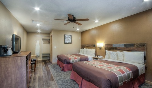 #14 Standard Motel Room