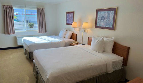 Standard Single Room, 2 Queen Beds, Non Smoking