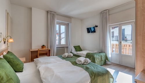 Triple Room