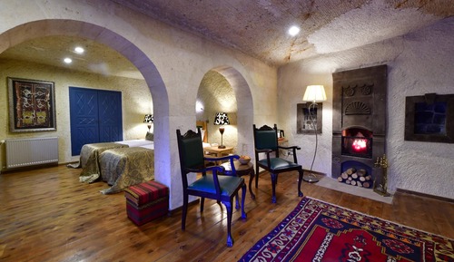 Superior Suite (Cave)