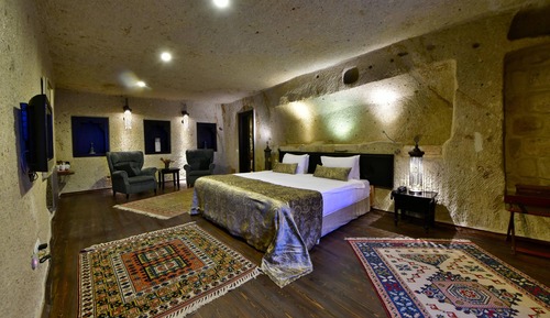 Deluxe Suite (Family)