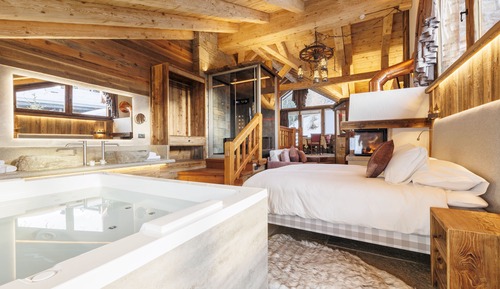 Romantic Studio Suite, Fireplace (sauna)