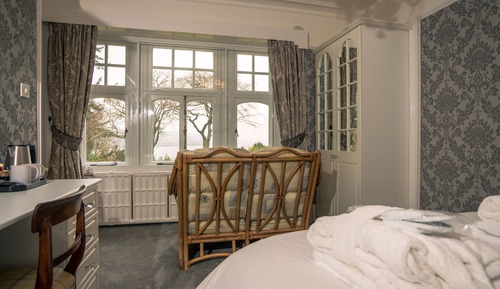 Double Room, Ensuite (Loch View)
